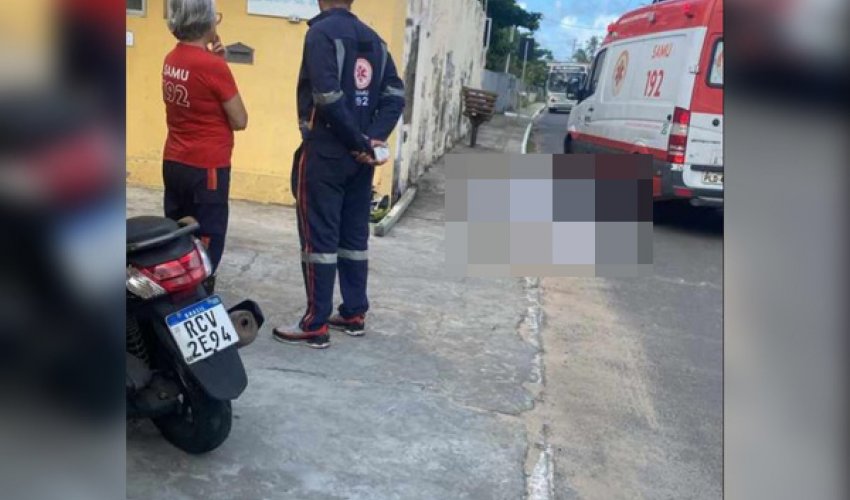 Mulher morre após cair de motocicleta e bater cabeça no asfalto em Camaçari