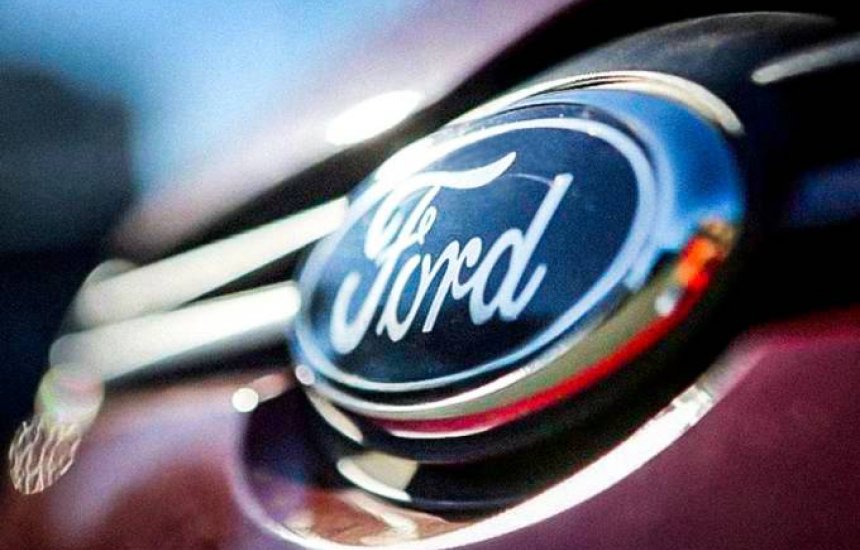Ford oferece curso de tecnologia para pessoas de baixa renda